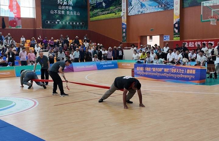 记者手记：高原力士的较量