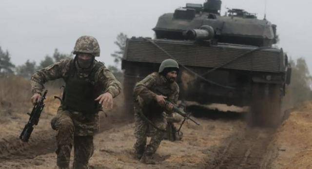 原创            6国雇佣军到齐，俄终于弄明白，攻不下基辅的原因，3万朝军已就位