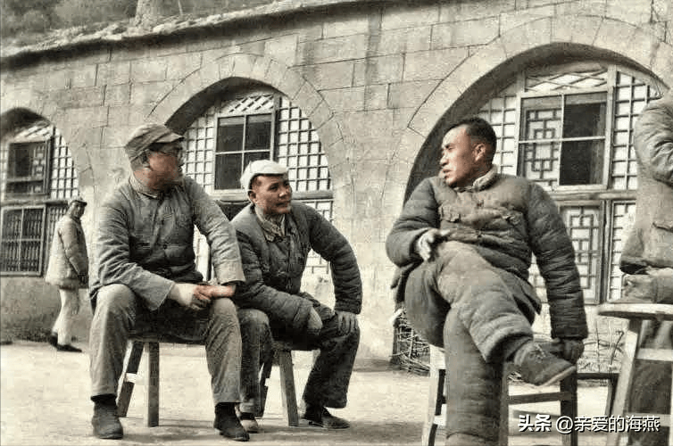 原创            29张真实抗战时期延安八路军，坚毅眼神和电视上完全不一样