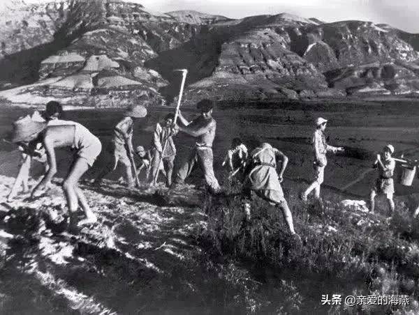 原创            29张真实抗战时期延安八路军，坚毅眼神和电视上完全不一样