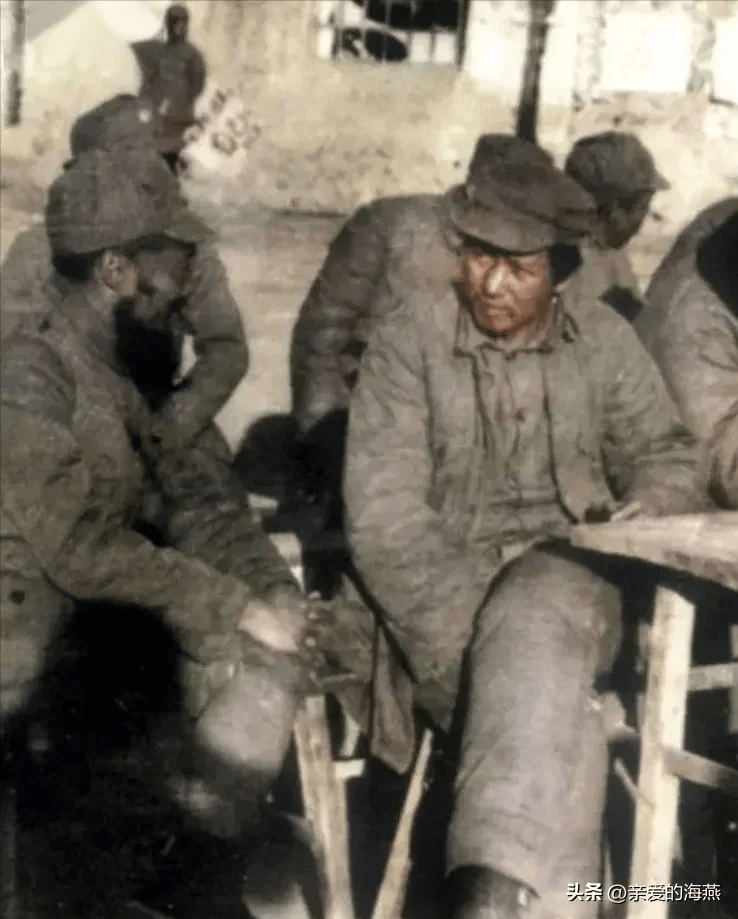 原创            29张真实抗战时期延安八路军，坚毅眼神和电视上完全不一样
