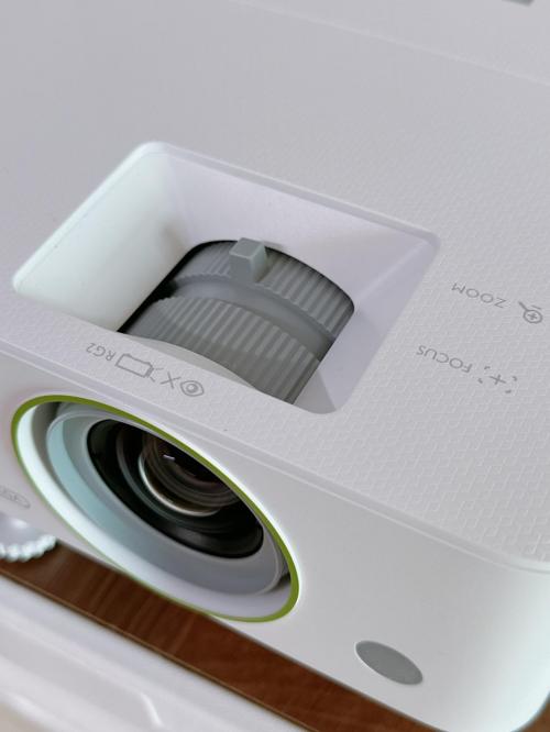 大屏电视投影如何引爆脑暴会议火花？明基E592智能投影机来帮忙